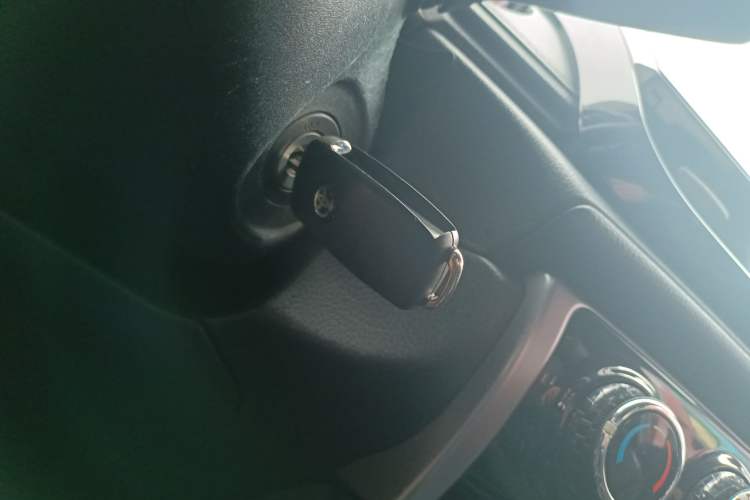 Used Toyota YARiS L Zhi Xuan 2016 Revised 1.5E CVT Charming Edition Vehicle Key