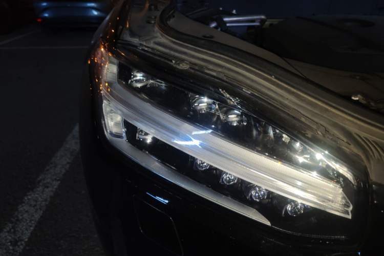 Used Volvo XC90 2017 T6 Zhiyi Edition 5-seater Right Front Headlight