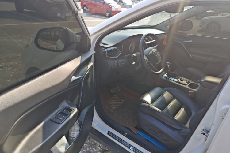 Used MG GS 2015 2.0TGI TST Four-Wheel Drive Flagship Edition
