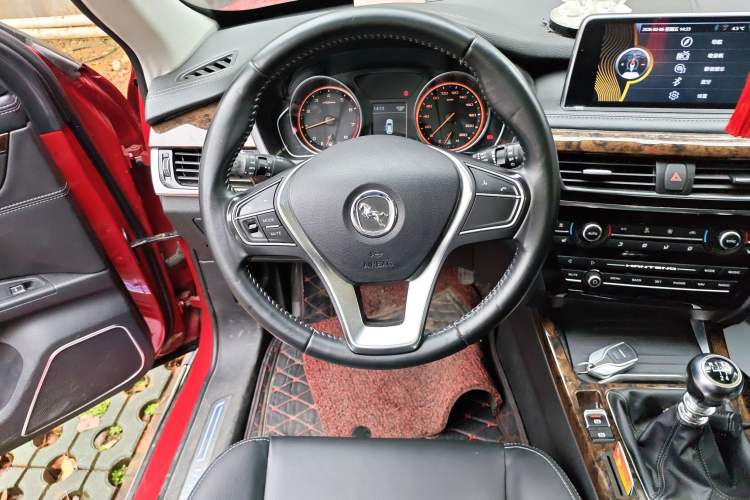 Used Hanteng X7 2016 1.5T Manual Luxury Edition