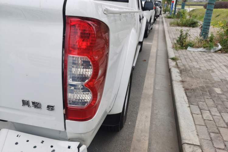 Used Great Wall Wingle 5 2021 2.0T Diesel Two-Wheel Drive Elite Version Big Double Cab China VI Standard GW4D20M