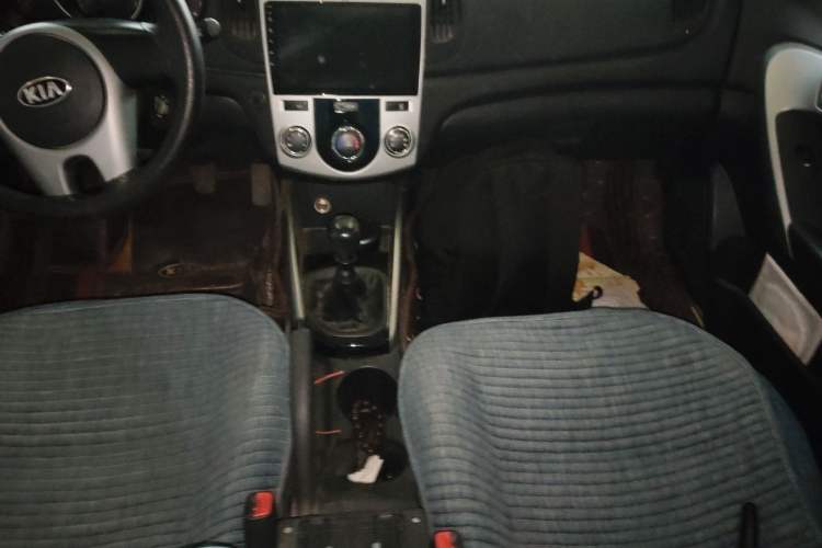 Used Kia Forte 2014 1.6L MT GL