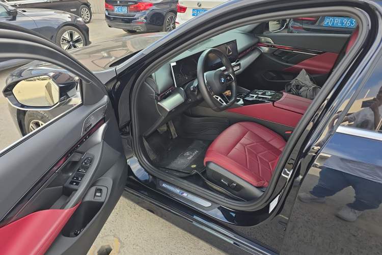 Used BMW 5 Series 2024 530Li Leading Model M Sport Package
