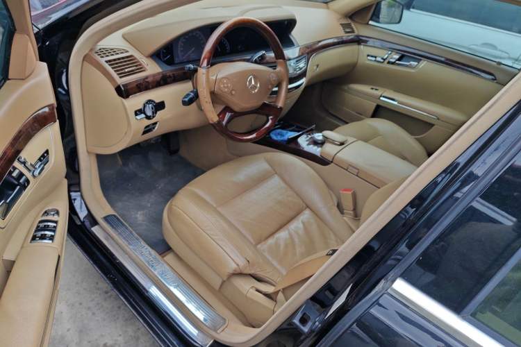 Used Mercedes-Benz S-Class 2010 S 400 L HYBRID Driver Seat