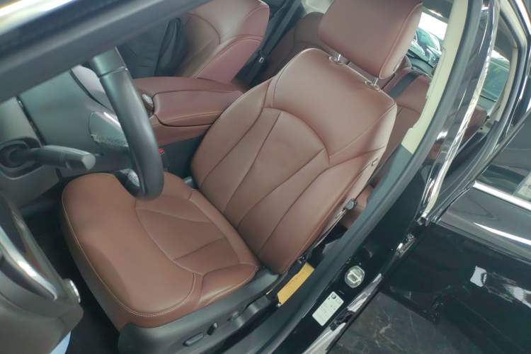 Used Buick Envision 2020 20T Two-Wheel Drive Luxury Model Left Front Seat