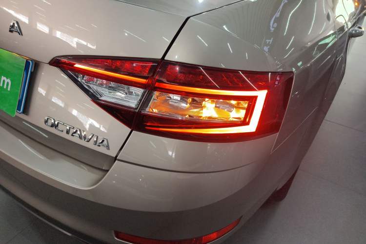 Used Skoda Octavia 2020 1.5L Automatic SmartDrive Luxury Edition