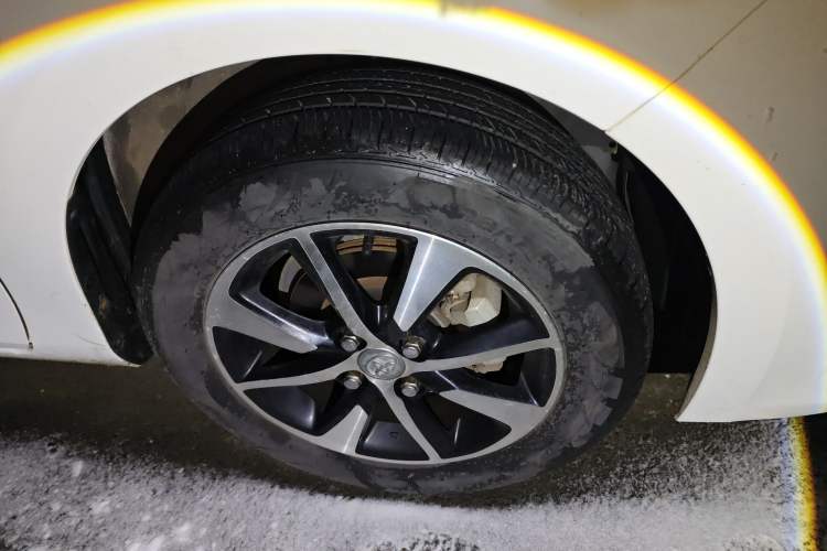 Used Toyota YARiS L Zhi Xuan 2015 1.5E Automatic Charm Edition