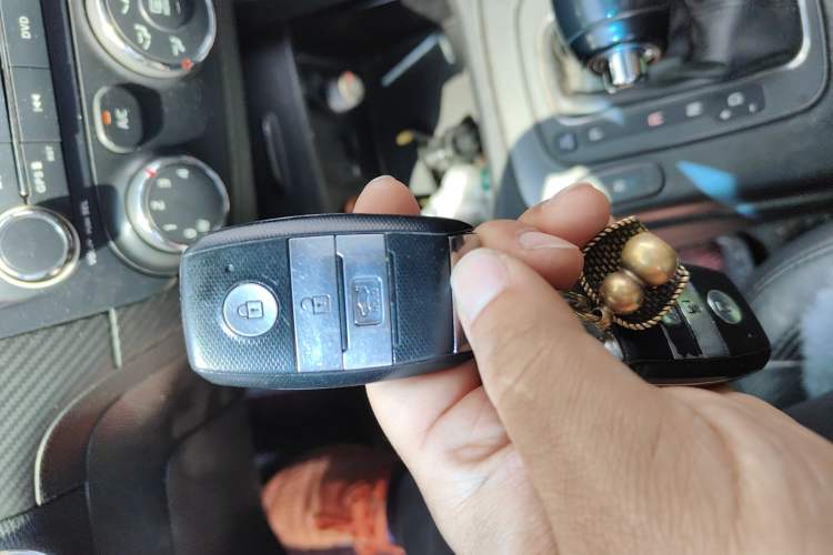 Used Kia K3 2013 1.6L Automatic GLS Vehicle Key