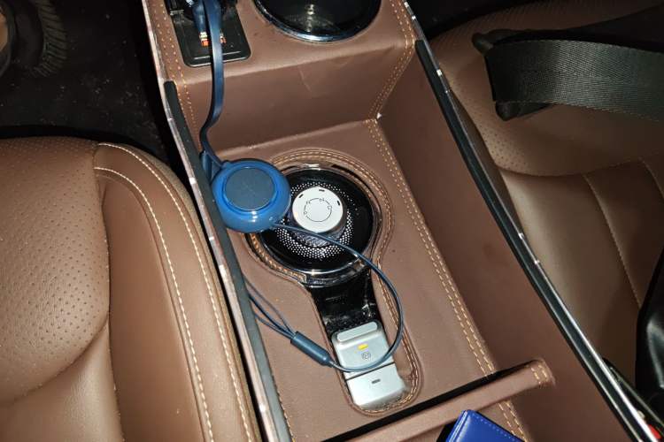 Used Wuling Bingo 2023 333 km Lingxi Connected Version Gear Lever