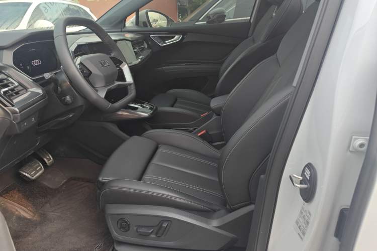 Used Audi Q4 e-tron 2024 40 e-tron Adventure Edition