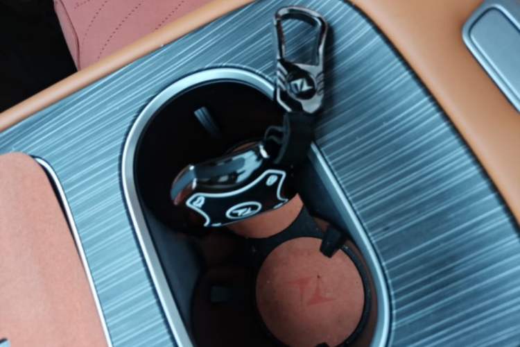 Used Dongfeng eπ eπ008 2025 210 Ultra Range-Extended Version 5 Seats Interior 1