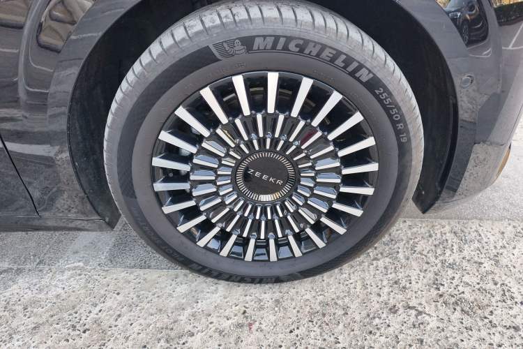 Used Zeekr 009 2022 Revised WE Version