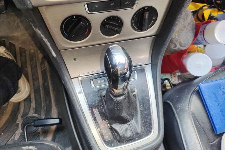 Used Volkswagen Lavida 2013 Restyled Classic 1.6L Automatic Comfort Edition