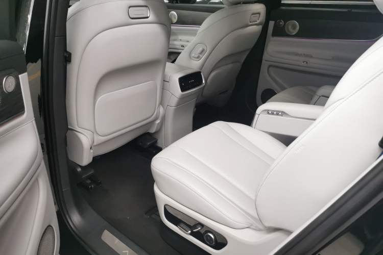 Used Hima AITO M9 2024 Range-Extended Ultra Version 42 kWh 6-Seater Model