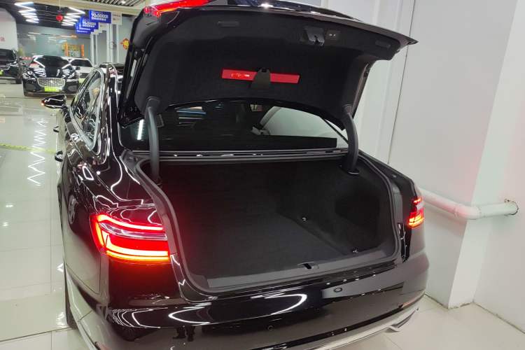 Used Audi A8 2018 A8L 55 TFSI quattro Launch Edition Elite Model