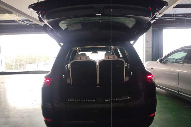 Used Li Auto L9 2024 Ultra Model
