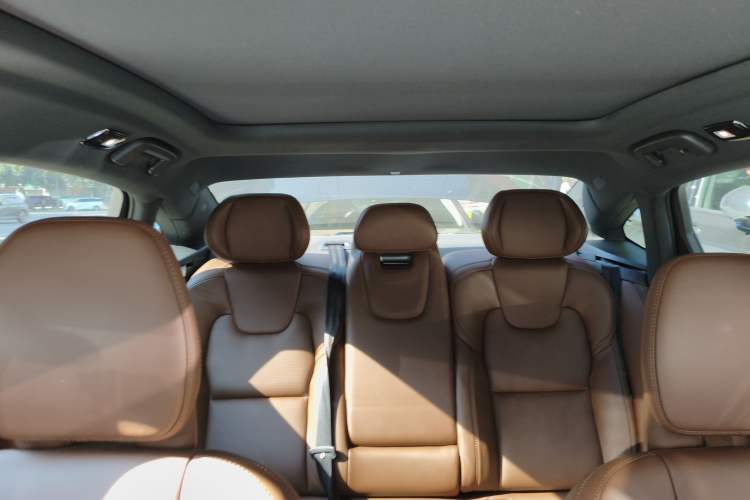 Used Volvo S90 New Energy 2024 Plug-in Hybrid Four-Wheel Drive Long-Range Luxury Smart Edition