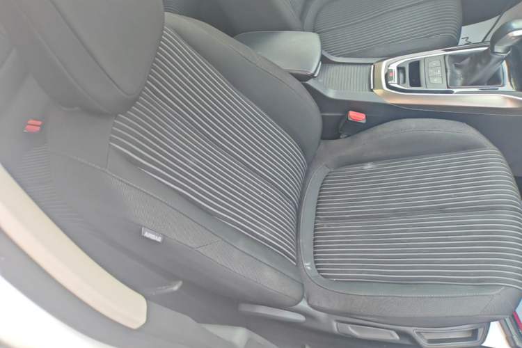 Used Peugeot 408 2015 1.2T Automatic Luxury Edition Right Front Seat