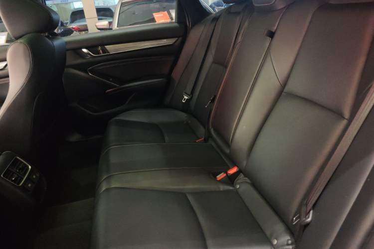 Used Honda Inspire 2022 260TURBO Elegant Edition Left Rear Seat