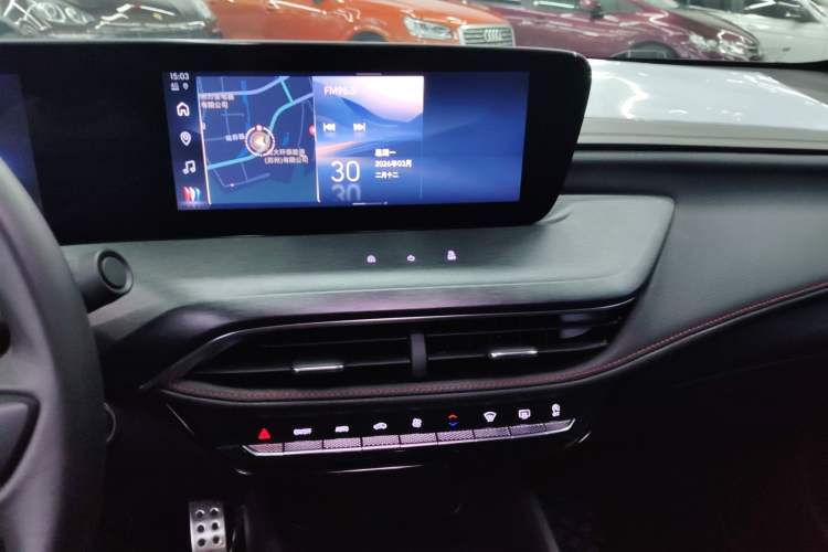 Used Buick Verano 2023 Pro GS Hunter Wind Edition Audio And AC Panel