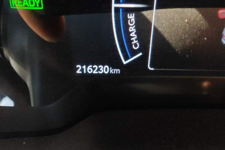 Used Toyota Levin 2023 Smart Electric Hybrid Dual-Engine 1.8L Leading Edition Odometer Close Up