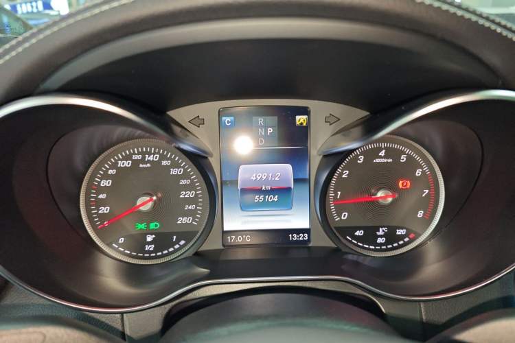 Used Mercedes-Benz GLC 2019 GLC 260 L 4MATIC Dynamic Model