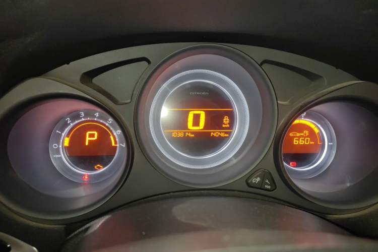 Used Citroen C4L 2014 1.8L Intelligent Drive Automatic Enjoyment Model
