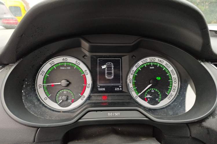 Used Skoda Octavia 2021 1.5L Automatic Comfort Edition