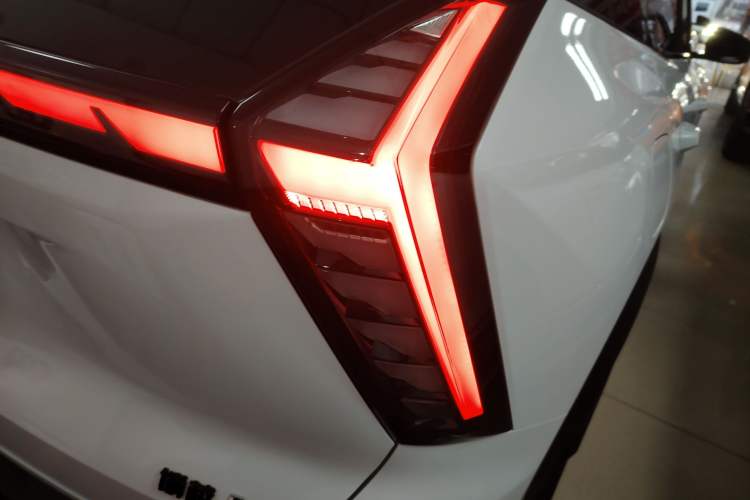 Used Geely Auto FX11 2023 1.5TD DCT Glory Edition
