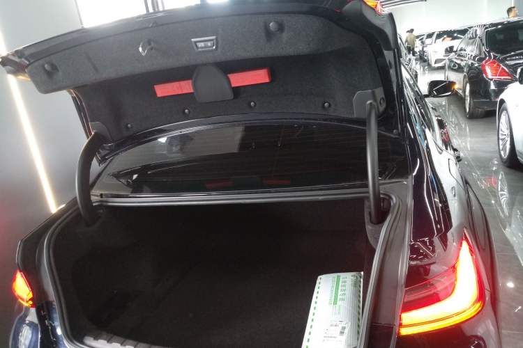 Used BMW 3 Series 2023 325Li M Sport Package Trunk