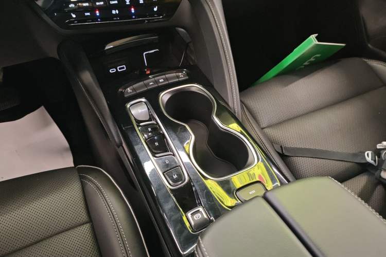 Used Buick Envision 2022 Encore S 552T Two-Wheel-Drive Luxury Model