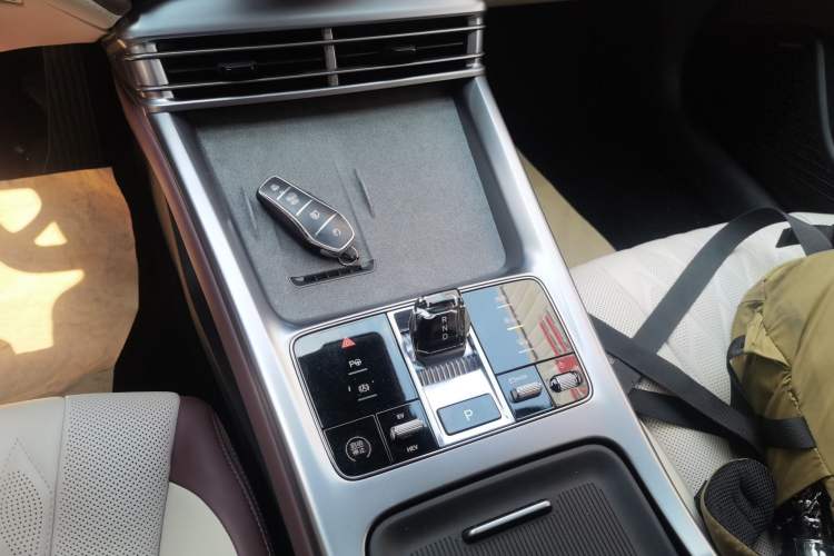 Used BYD Seal 2023 DM-i 1.5T 121km Flagship Model