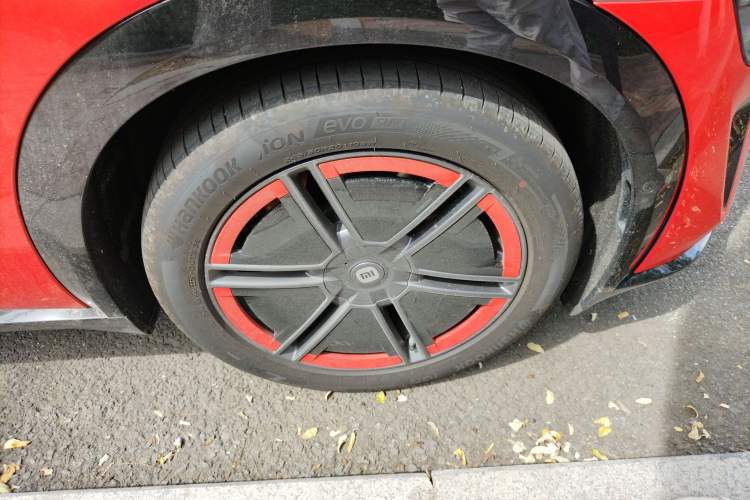 Used Xiaomi Auto YU7 2025 Ultra-Long Range All-Wheel Drive Pro Version
