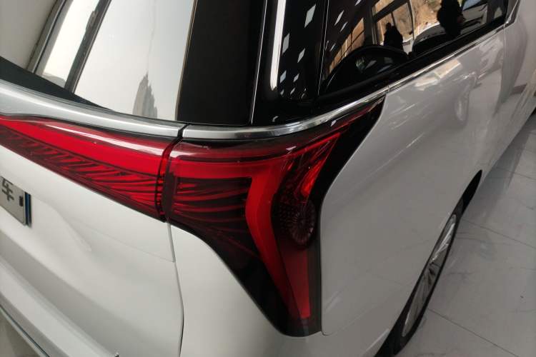 Used Buick Century 2025 2.0T Six-Seater YinShi Edition
