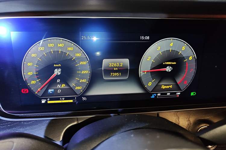 Used Mercedes-Benz E-Class 2019 E 300 L Sport Luxury Edition
