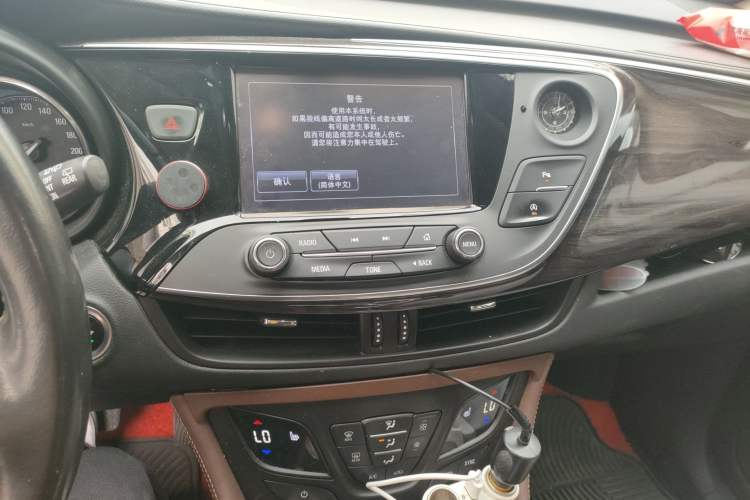 Used Buick Envision 2017 20T Two-Wheel Drive Elite Version Audio And AC Panel