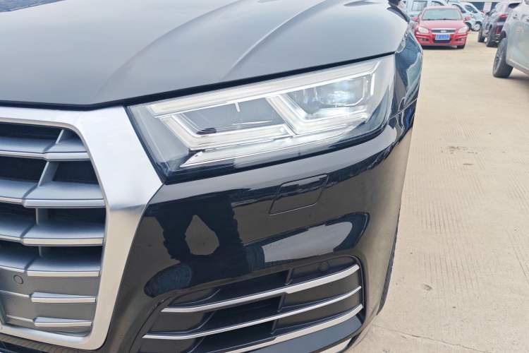 Used Audi Q5L 2020 Updated 40 TFSI Prestige Fashion Edition Left Front Headlight