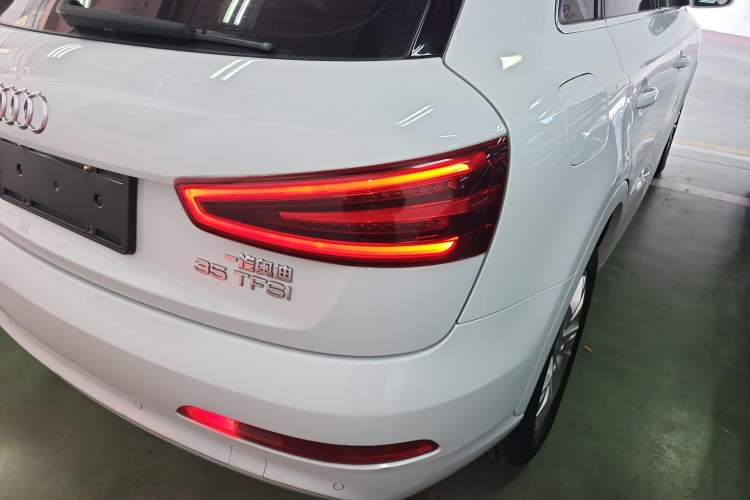 Used Audi Q3 2015 35 TFSI Comfort Model
