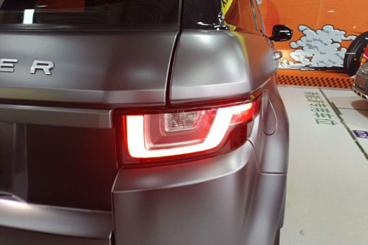 Used Land Rover Range Evoque 2017 2.0T SE Smart Glow Edition Right Rear Taillight