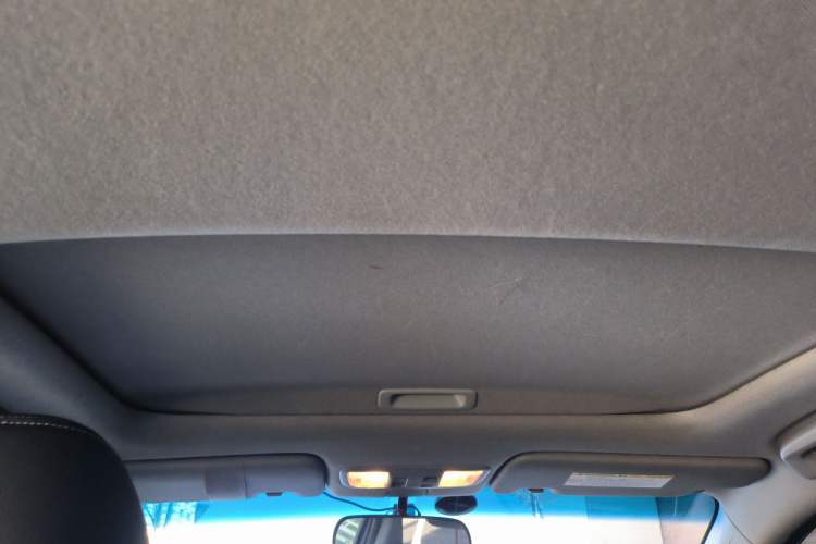 Used Honda Crider 2013 1.8L automatic comfort version
