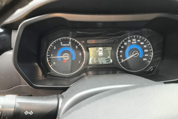 Used Dongfeng Fengon 580 2017 1.8L Manual Comfort Model Instrument Cluster