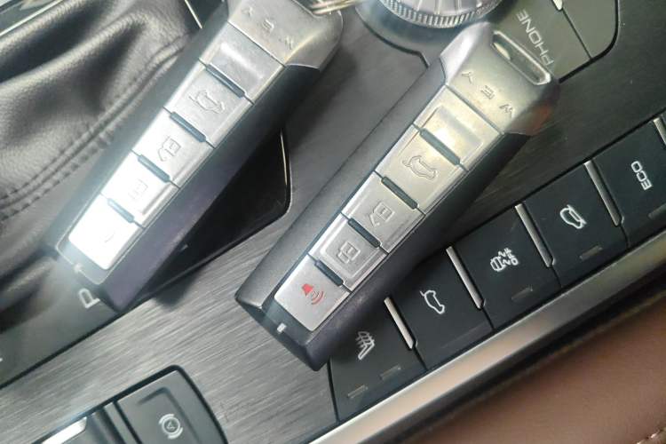 Used Wey VV7 2017 2.0T Flagship Model
