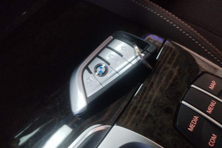 Used BMW 5 Series 2021 525Li M Sport Package