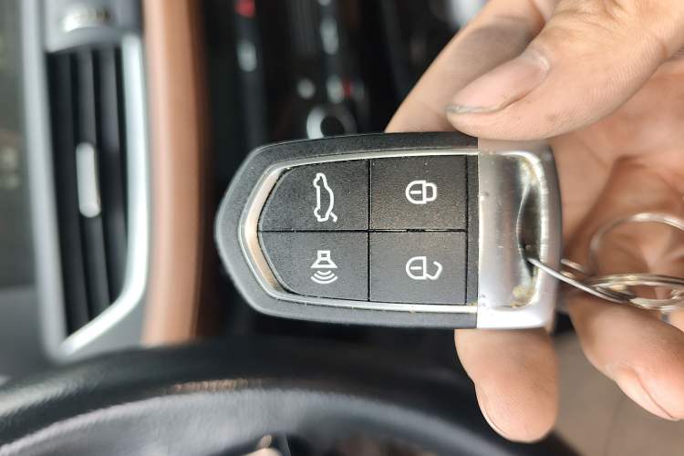 Used BORGWARD BX7 2016 28T Two-Wheel Drive Luxury Version 5 Seats
