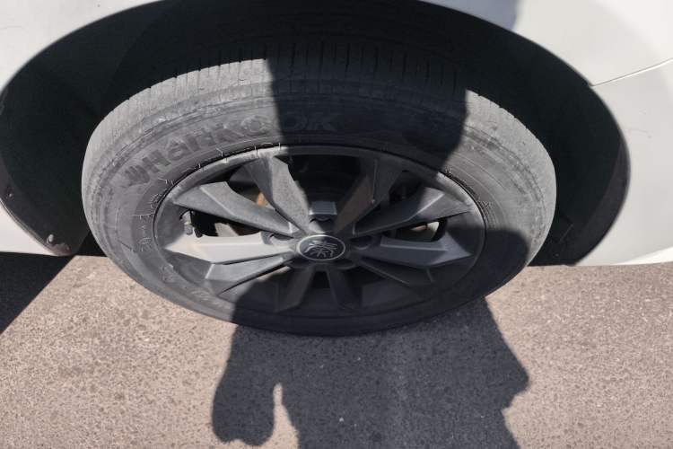 Used BYD Qin New Energy 2019 Standard Edition for Travel Right Front Wheel Hub