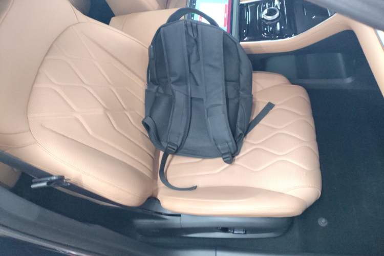 Used Geely Galaxy A7 2025 Model EM-i 150km Starship Edition