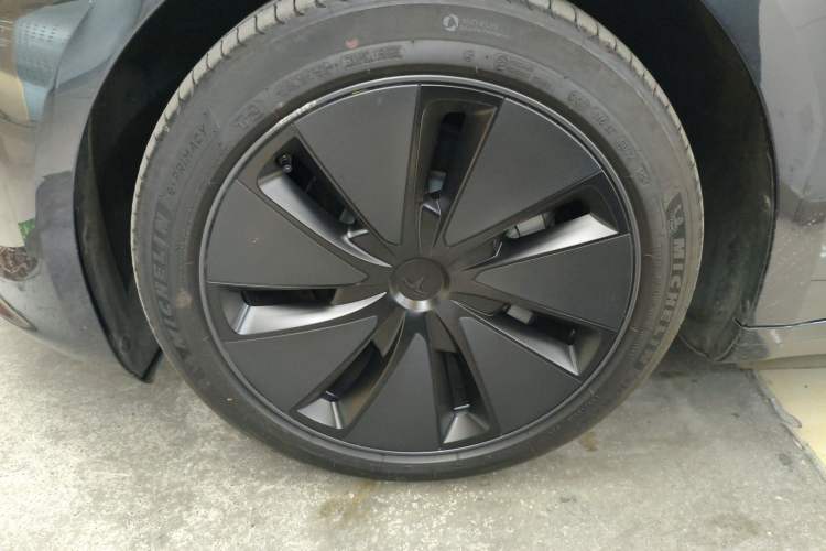Used Tesla Model 3 2023 Rear-Wheel-Drive Version
