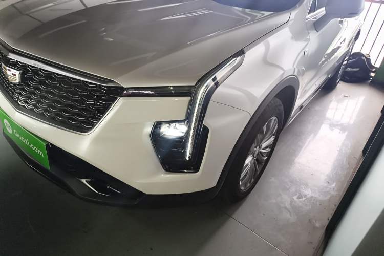 Used Cadillac XT4 2024 28T Two-Wheel-Drive Luxury Version Left Front Headlight