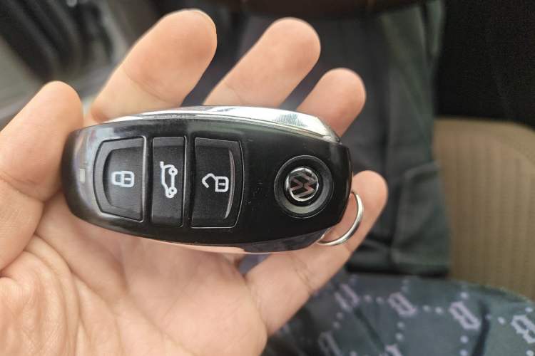Used Volkswagen Touareg  Vehicle Key