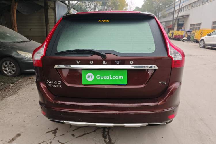 Used Volvo XC60 2015 T5 Smart Upgrade Model